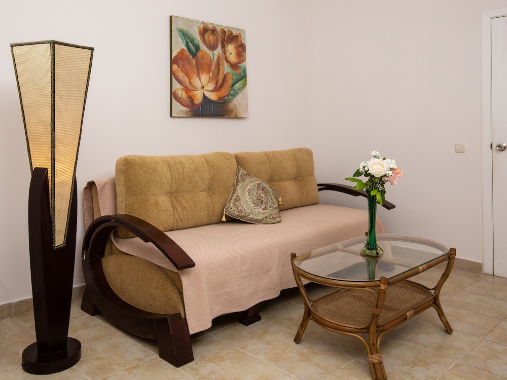 Люкс 2-комнатный с одной спальней