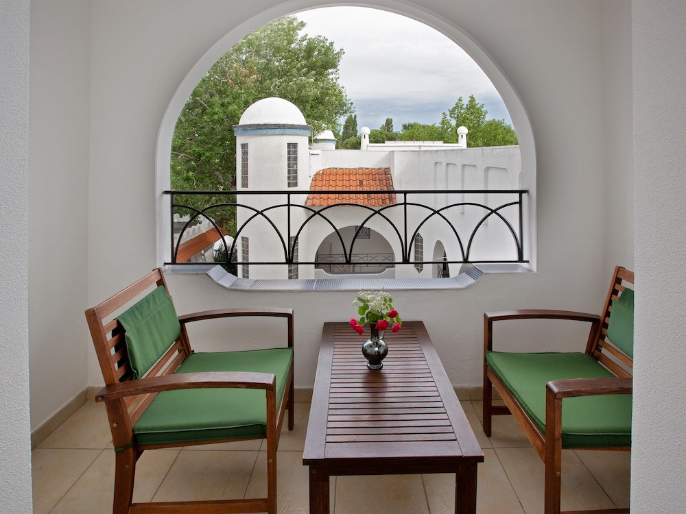 Люкс 2-комнатный с одной спальней